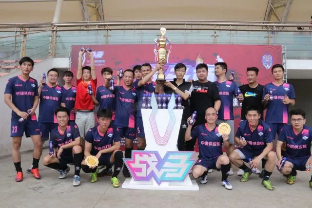 东契奇贡献28分8篮板7助攻，表现出色